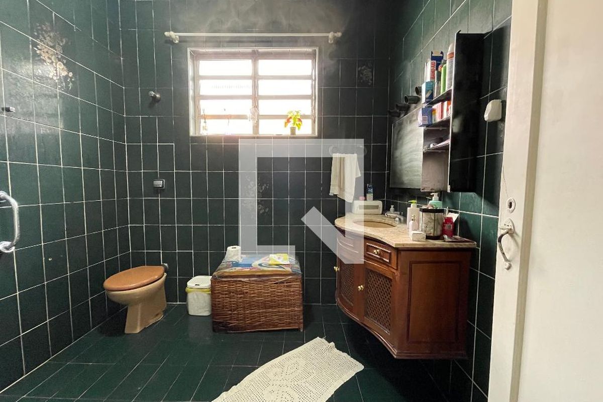 Casa, 3 quartos, 250 m² - Foto 35