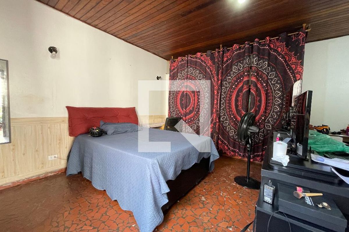 Casa, 3 quartos, 250 m² - Foto 23