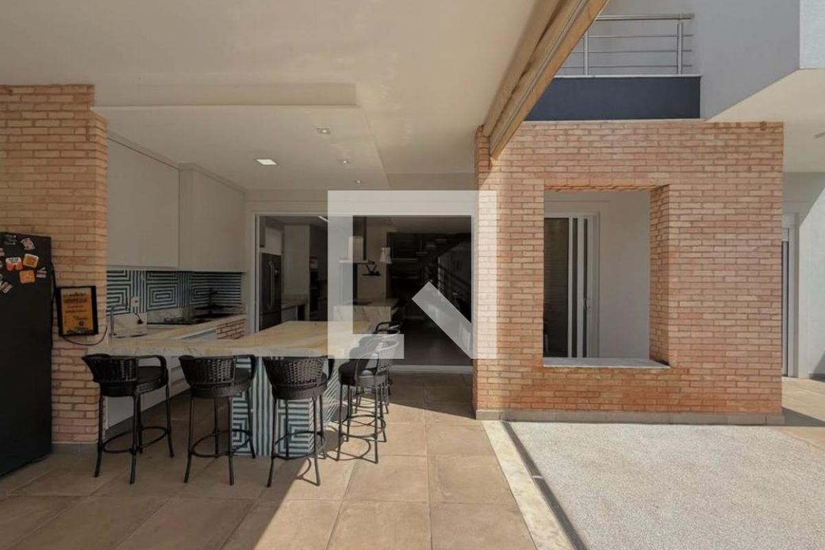 Casa à Venda - Swiss Park, 4 Quartos,  402 m2 em , Campinas - sp | SoloBR