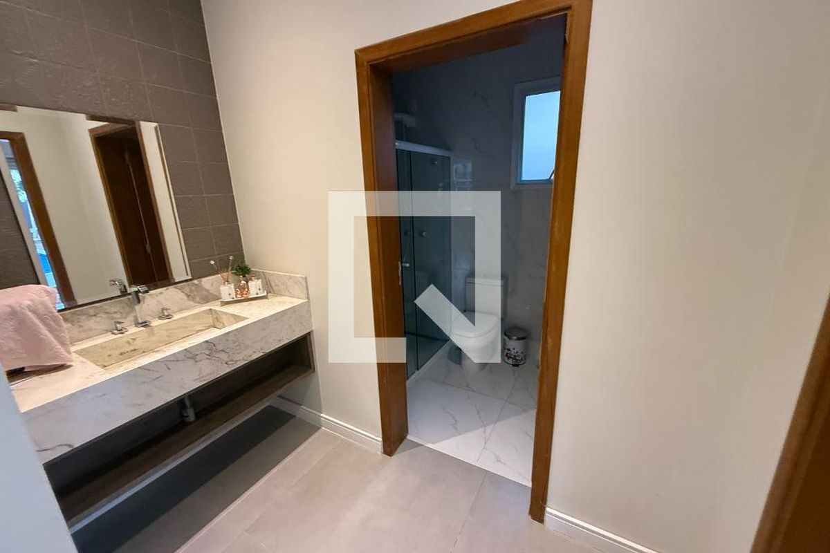 Casa à Venda - Swiss Park, 4 Quartos,  402 m2 em , Campinas - sp | SoloBR