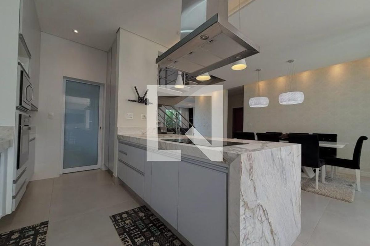 Casa à Venda - Swiss Park, 4 Quartos,  402 m2 em , Campinas - sp | SoloBR