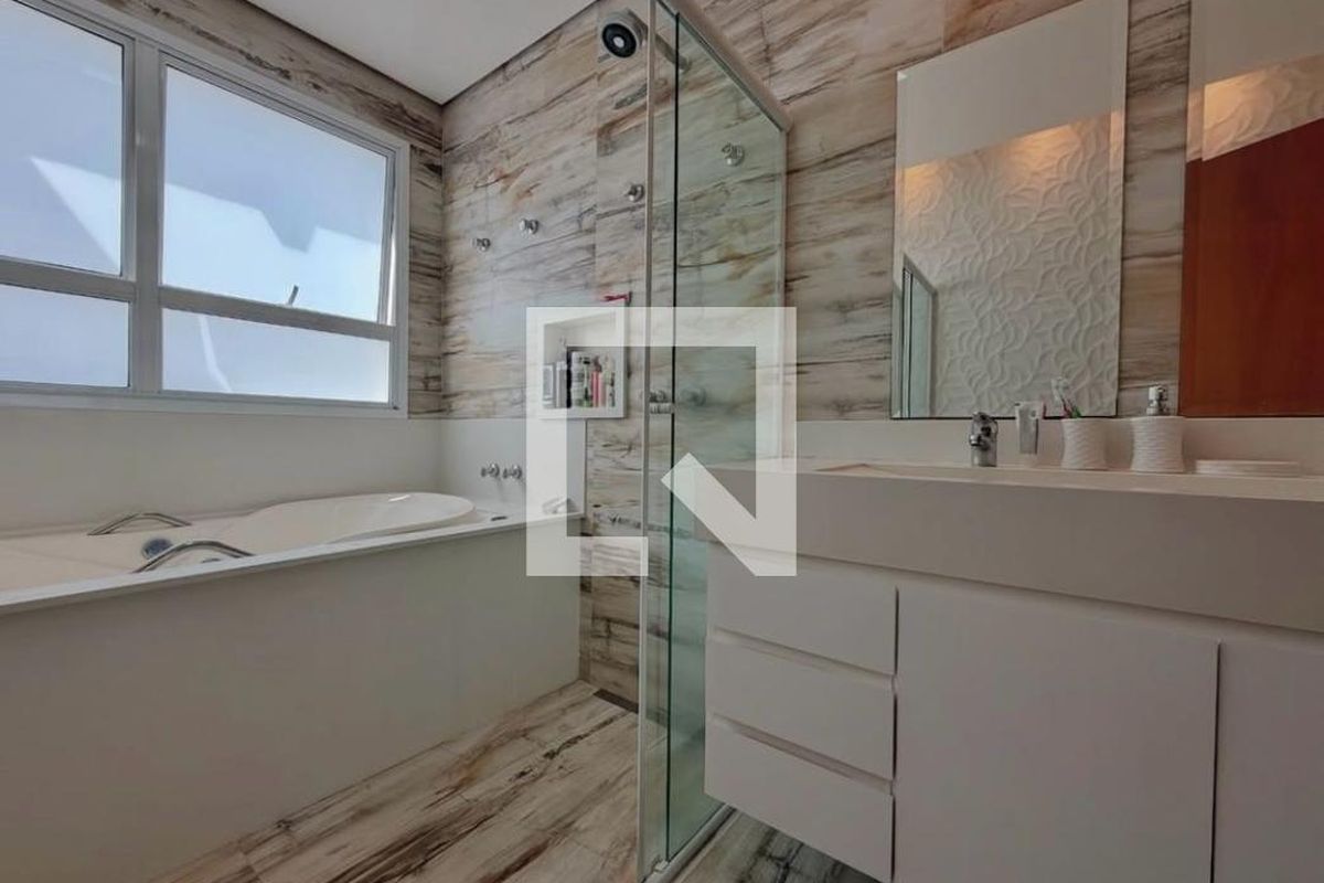 Casa à Venda - Swiss Park, 4 Quartos,  402 m2 em , Campinas - sp | SoloBR