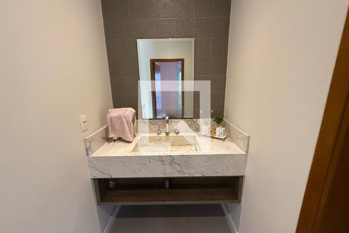 Casa à Venda - Swiss Park, 4 Quartos,  402 m2 em , Campinas - sp | SoloBR