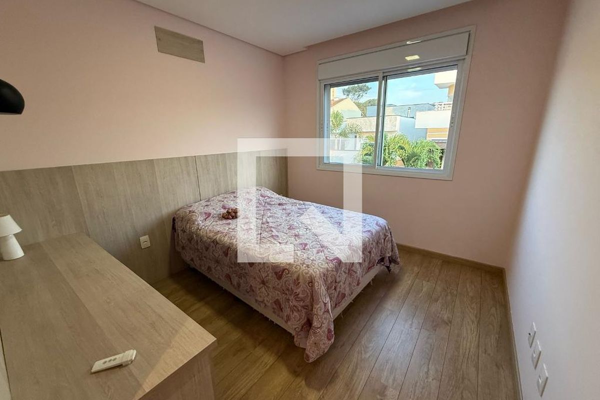 Casa à Venda - Swiss Park, 4 Quartos,  402 m2 em , Campinas - sp | SoloBR