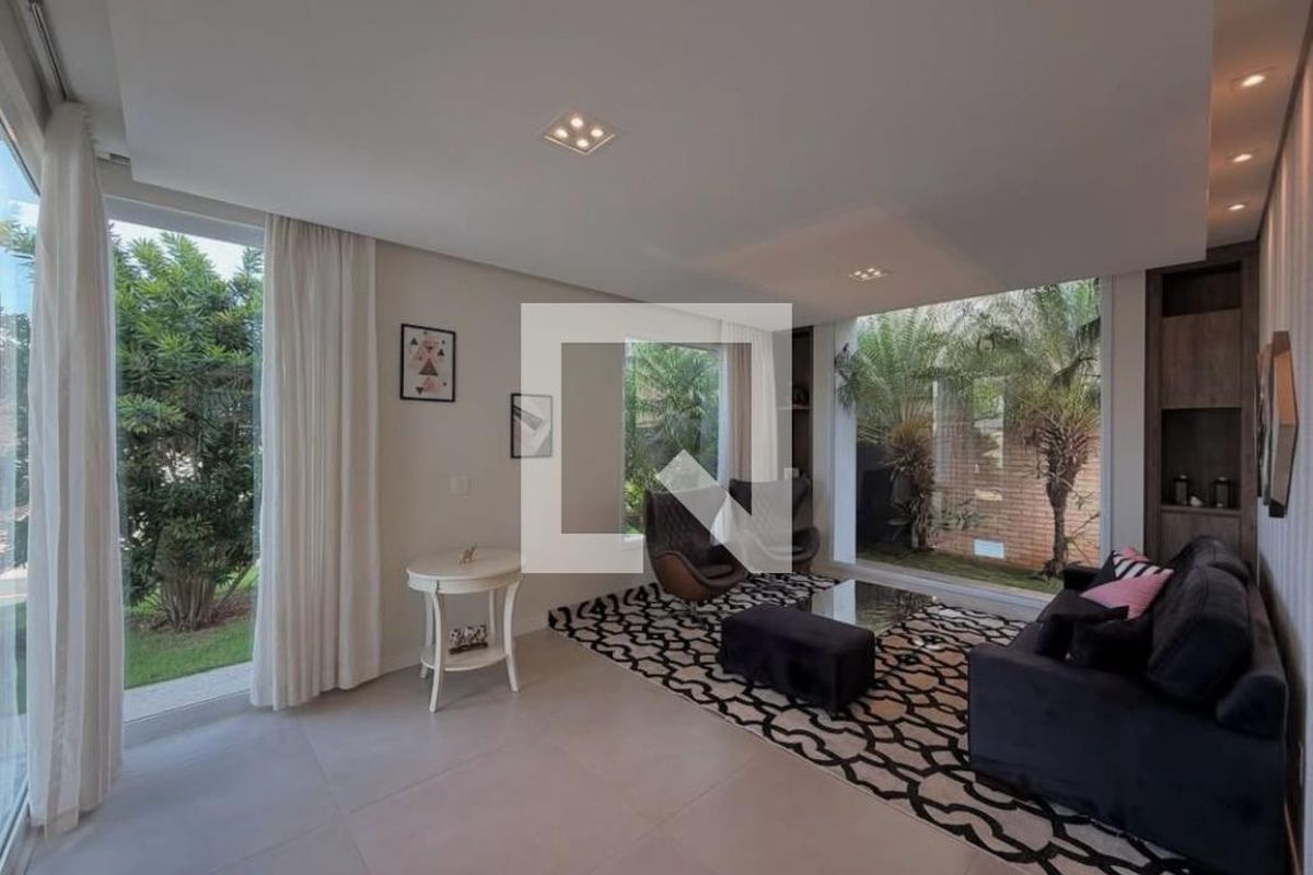 Casa à Venda - Swiss Park, 4 Quartos,  402 m2 em , Campinas - sp | SoloBR