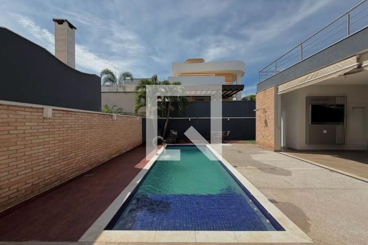 Casa à Venda - Swiss Park, 4 Quartos,  402 m2 em , Campinas - sp | SoloBR
