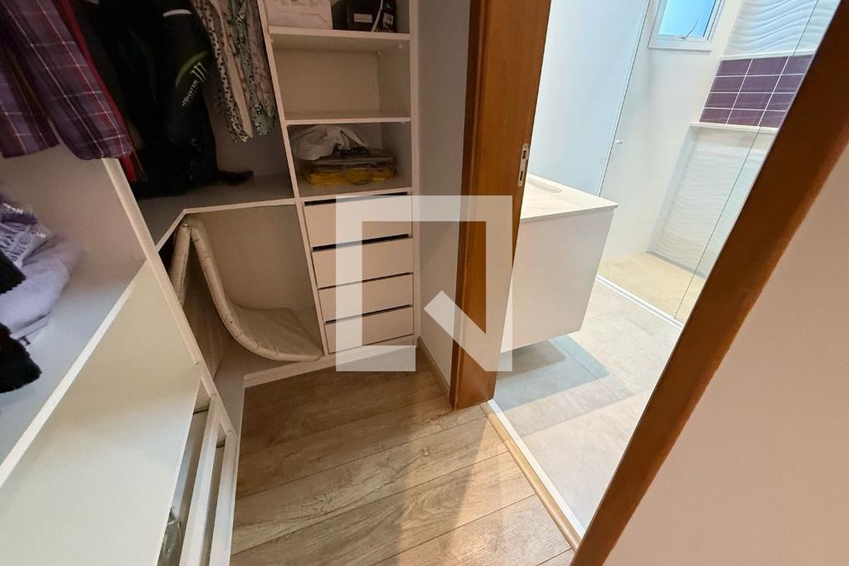 Casa à Venda - Swiss Park, 4 Quartos,  402 m2 em , Campinas - sp | SoloBR