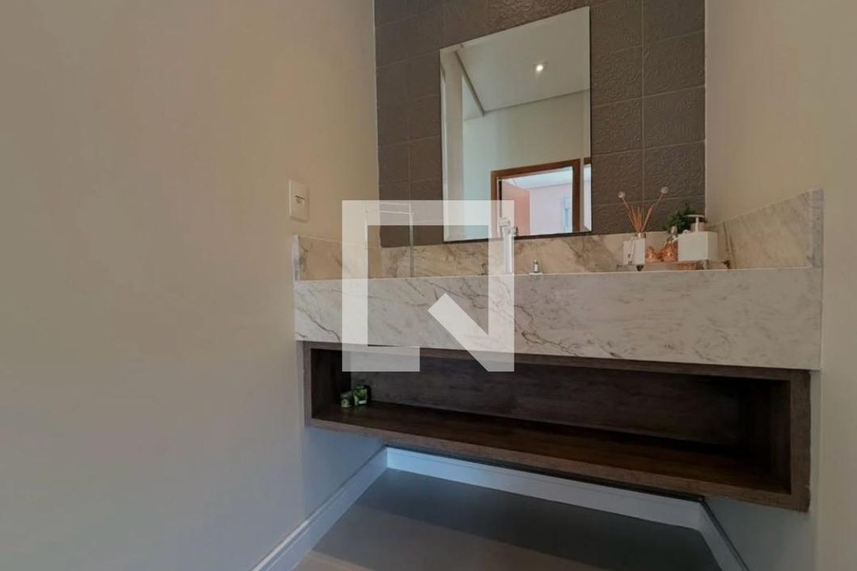 Casa à Venda - Swiss Park, 4 Quartos,  402 m2 em , Campinas - sp | SoloBR