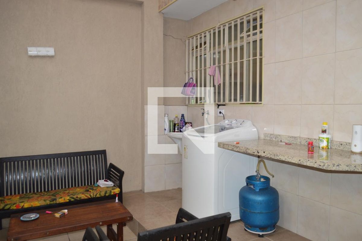 Casa, 2 quartos, 220 m² - Foto 81