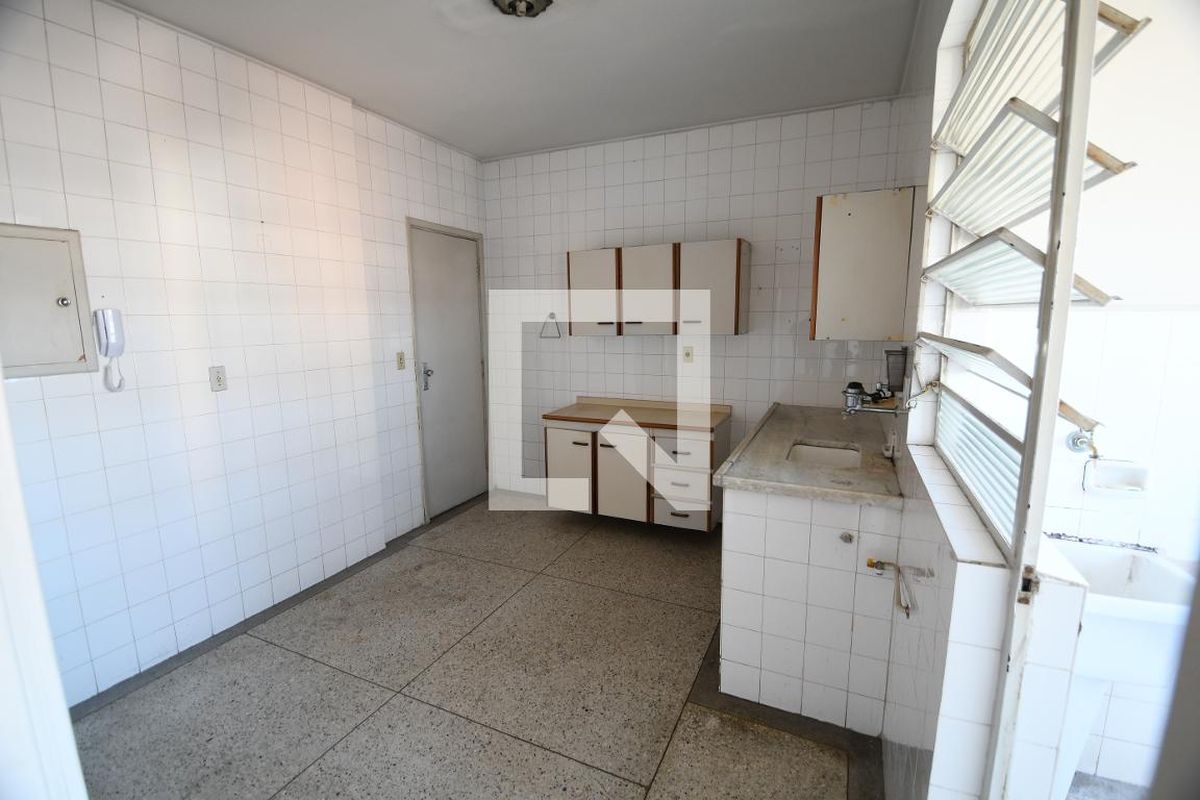 Apartamento à Venda - Centro, 2 Quartos,  124 m2 em , Campinas - sp | SoloBR