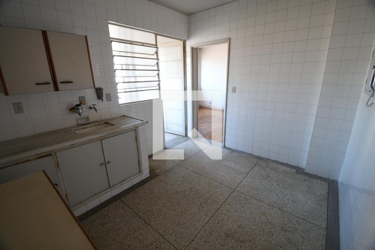 Apartamento à Venda - Centro, 2 Quartos,  124 m2 em , Campinas - sp | SoloBR