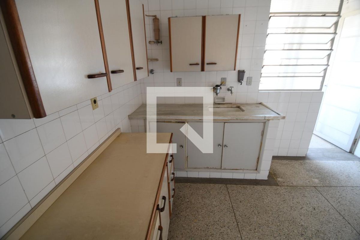 Apartamento à Venda - Centro, 2 Quartos,  124 m2 em , Campinas - sp | SoloBR