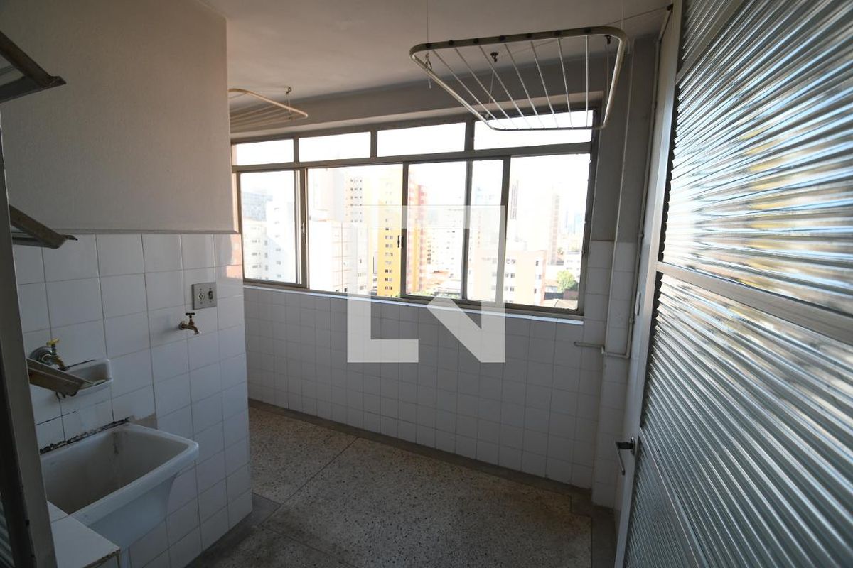 Apartamento à Venda - Centro, 2 Quartos,  124 m2 em , Campinas - sp | SoloBR