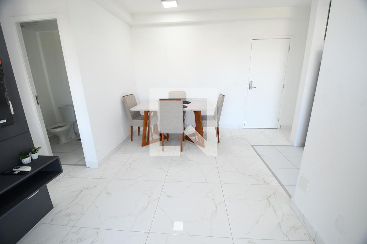 Apartamento à Venda - Bosque, 1 Quarto,  42 m2 em , Campinas - sp | SoloBR