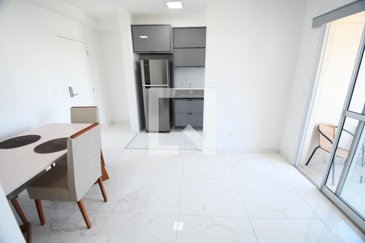 Apartamento à Venda - Bosque, 1 Quarto,  42 m2 em , Campinas - sp | SoloBR