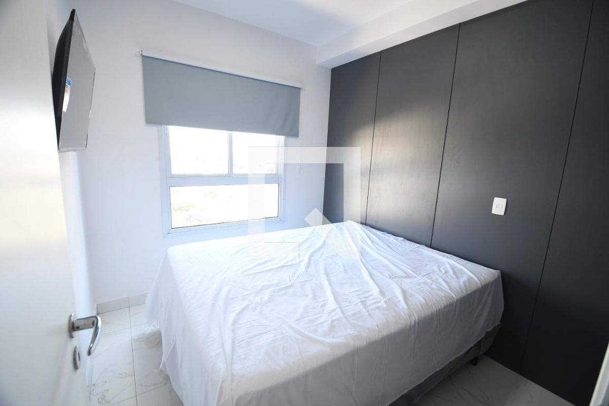 Apartamento à Venda - Bosque, 1 Quarto,  42 m2 em , Campinas - sp | SoloBR