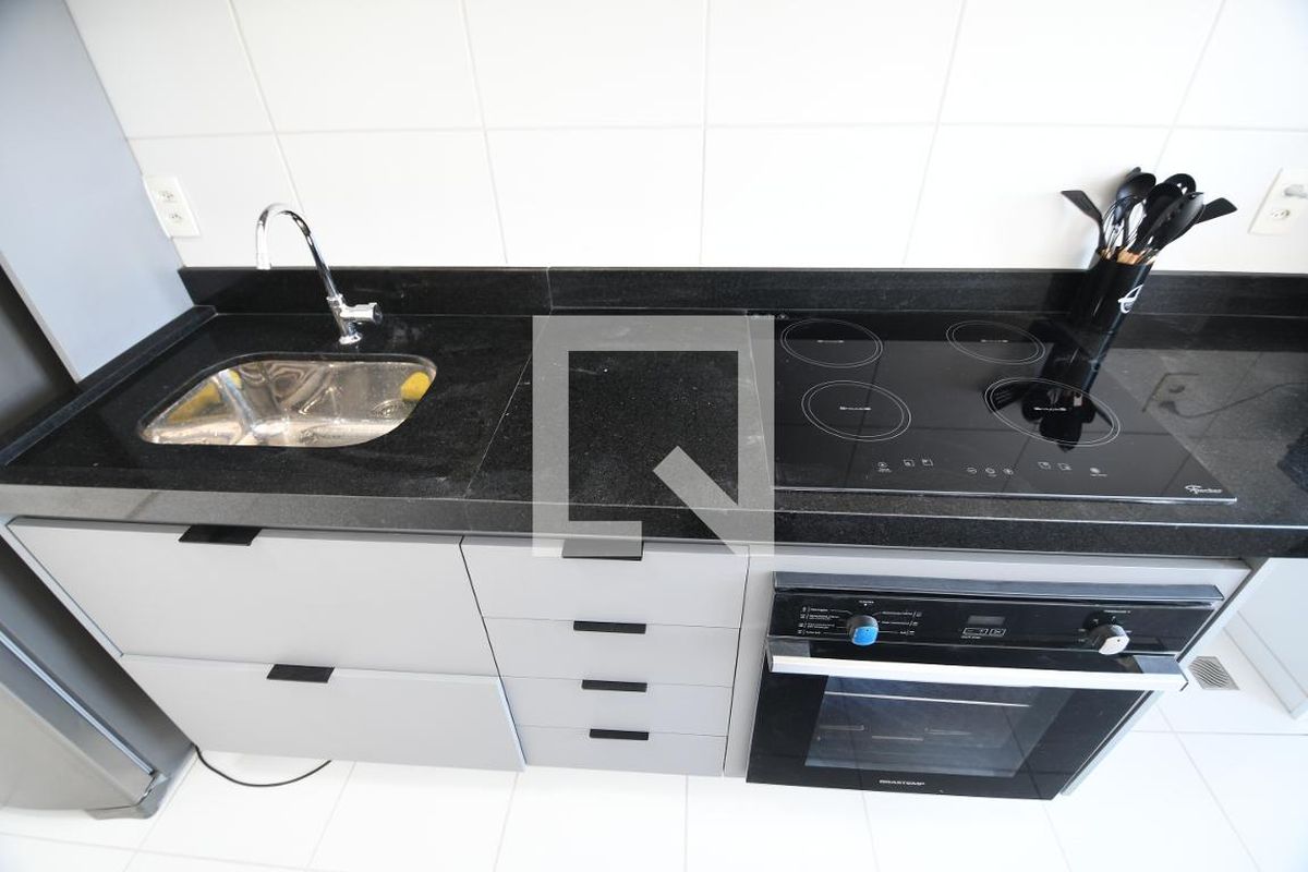 Apartamento à Venda - Bosque, 1 Quarto,  42 m2 em , Campinas - sp | SoloBR