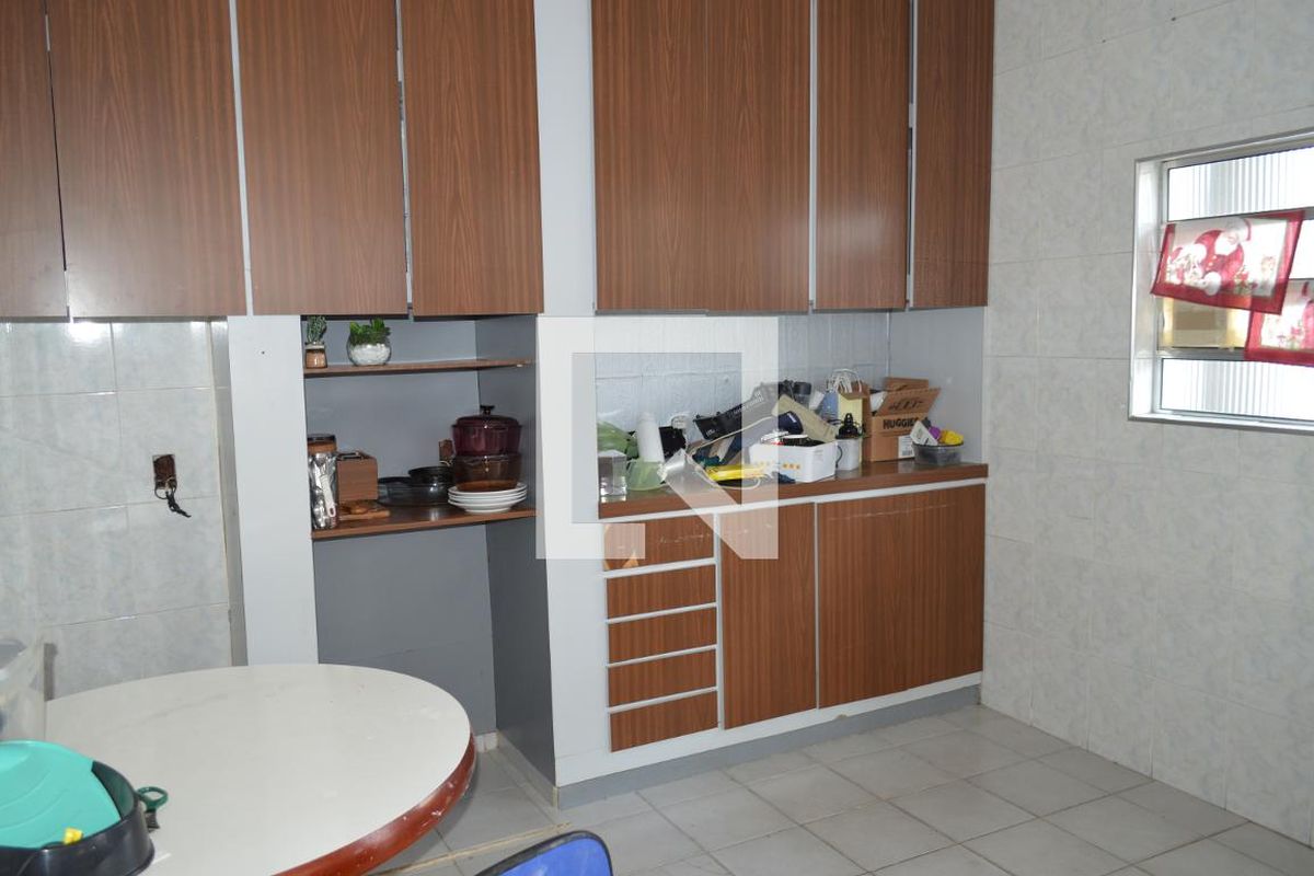 Casa, 4 quartos, 300 m² - Foto 56