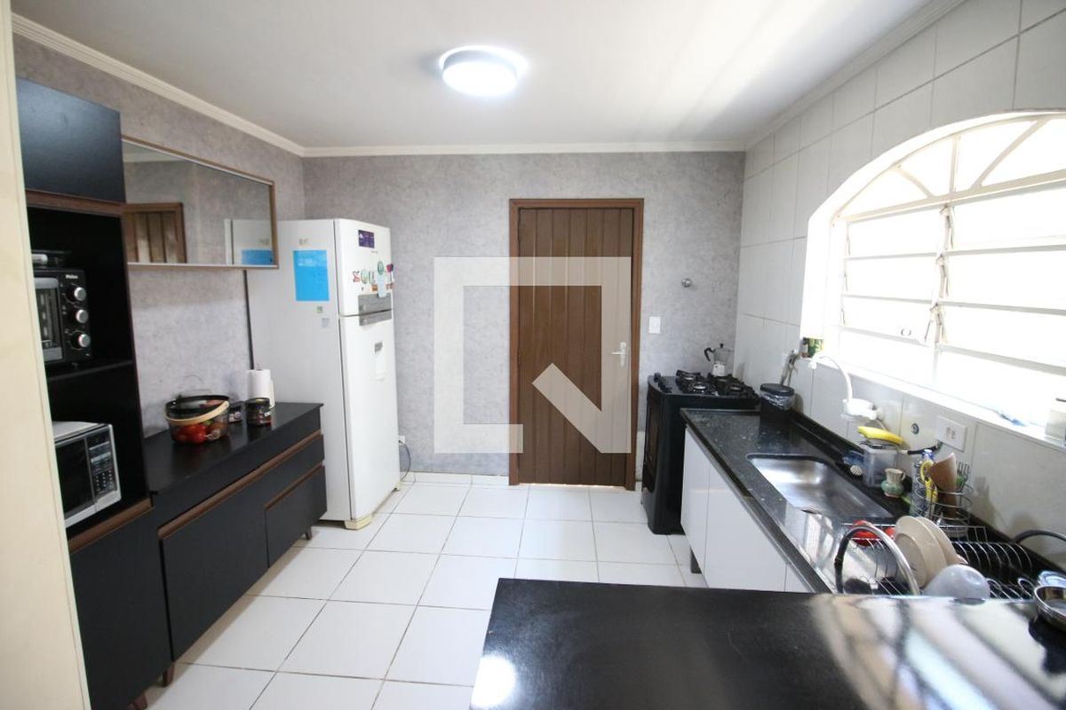 Casa, 3 quartos, 180 m² - Foto 60