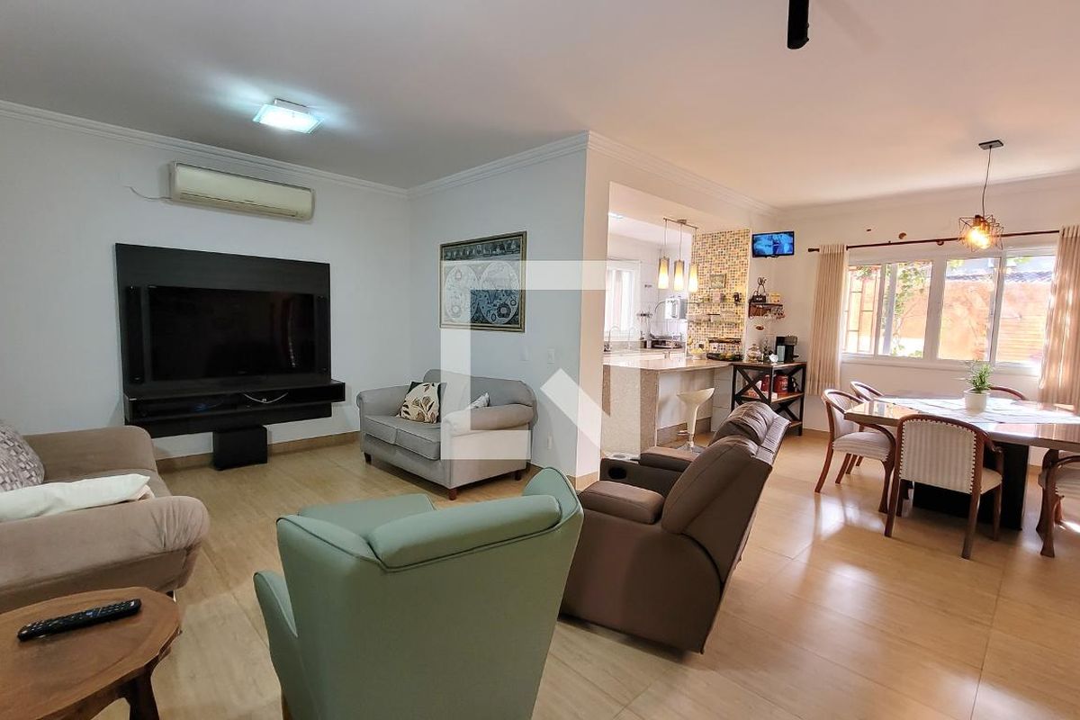 Casa à Venda - Barão Geraldo - Centro, 3 Quartos,  280 m2 em , Campinas - sp | SoloBR