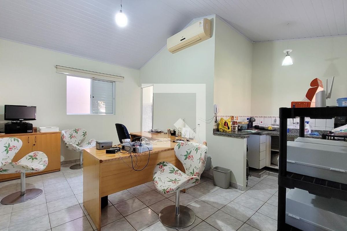 Casa à Venda - Barão Geraldo - Centro, 3 Quartos,  280 m2 em , Campinas - sp | SoloBR