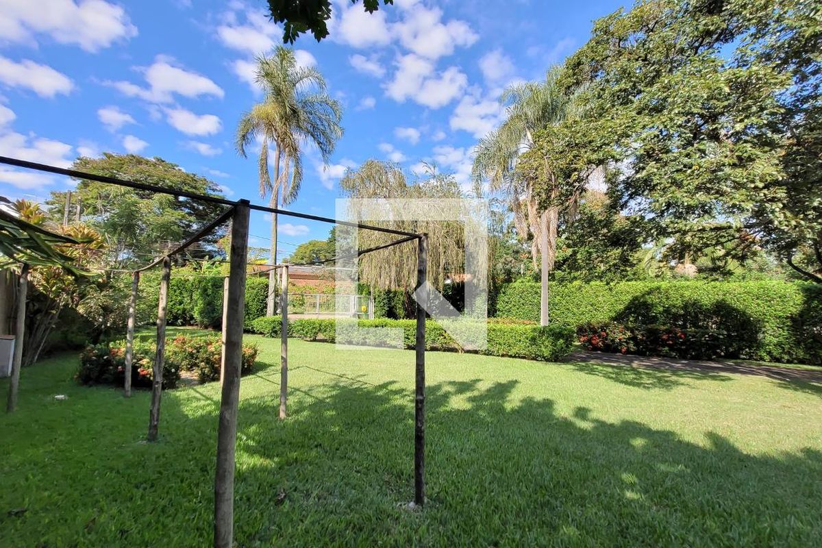 Casa à Venda - Barão Geraldo - Centro, 3 Quartos,  280 m2 em , Campinas - sp | SoloBR
