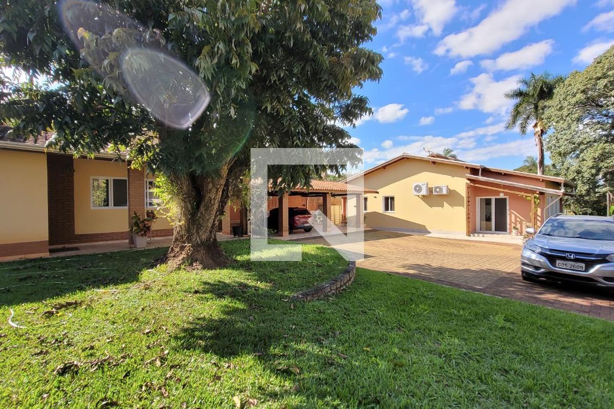 Casa à Venda - Barão Geraldo - Centro, 3 Quartos,  280 m2 em , Campinas - sp | SoloBR