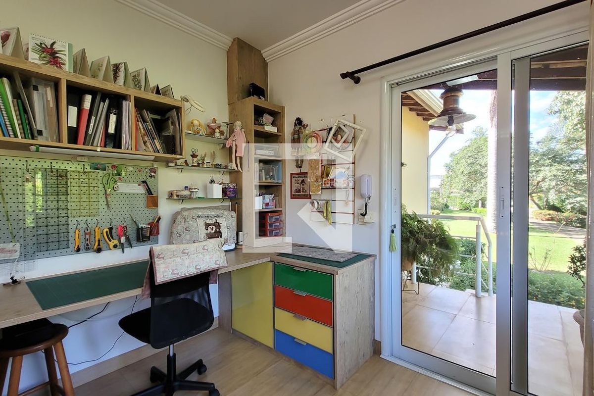 Casa à Venda - Barão Geraldo - Centro, 3 Quartos,  280 m2 em , Campinas - sp | SoloBR