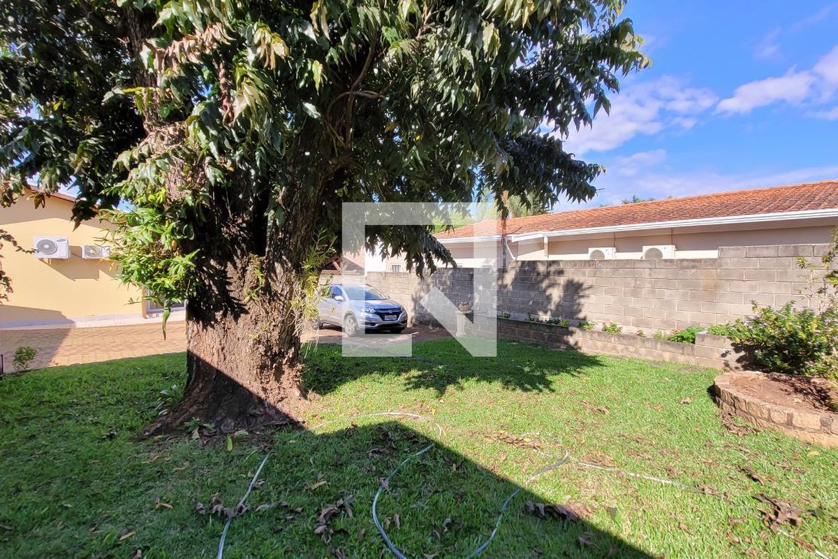 Casa à Venda - Barão Geraldo - Centro, 3 Quartos,  280 m2 em , Campinas - sp | SoloBR