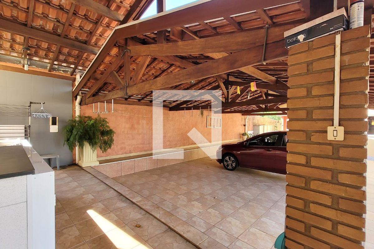 Casa à Venda - Barão Geraldo - Centro, 3 Quartos,  280 m2 em , Campinas - sp | SoloBR