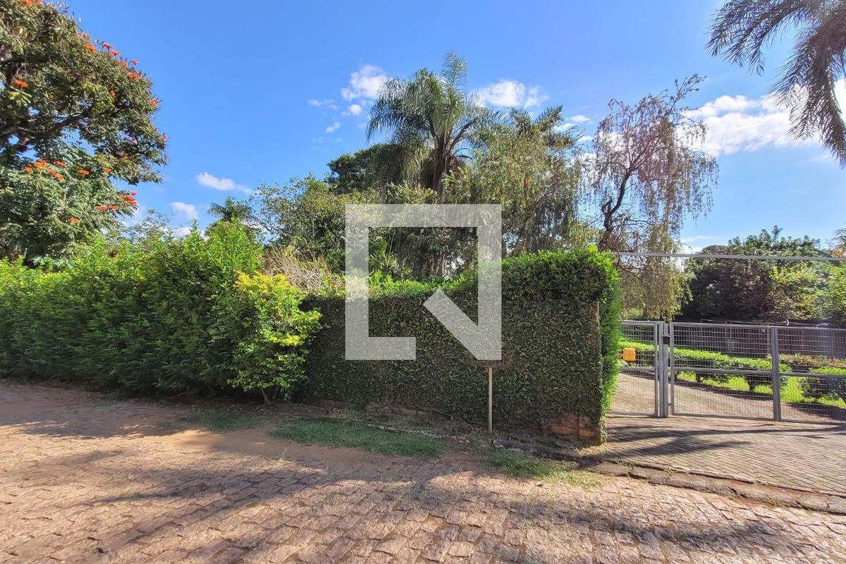 Casa à Venda - Barão Geraldo - Centro, 3 Quartos,  280 m2 em , Campinas - sp | SoloBR