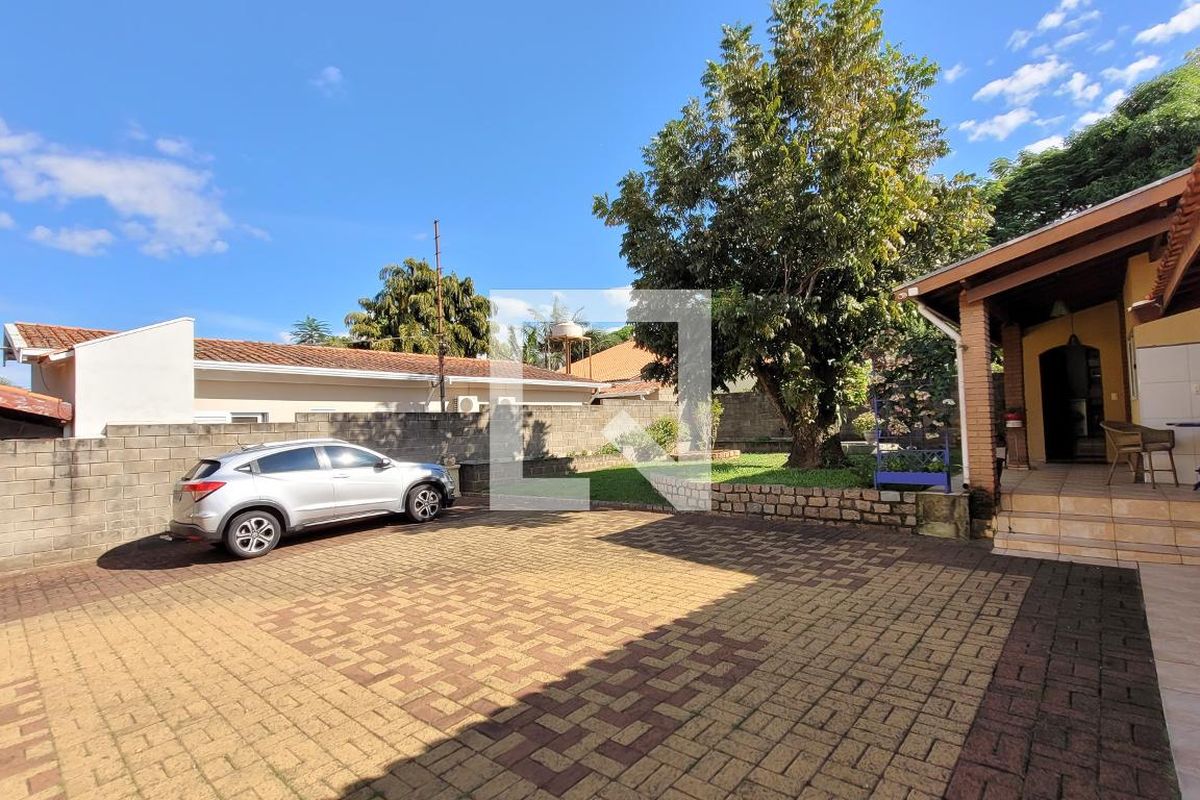 Casa à Venda - Barão Geraldo - Centro, 3 Quartos,  280 m2 em , Campinas - sp | SoloBR