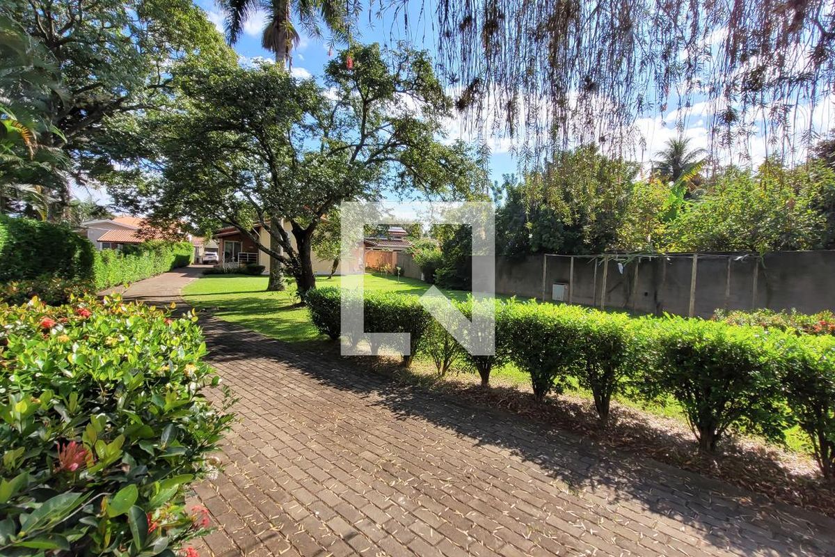 Casa à Venda - Barão Geraldo - Centro, 3 Quartos,  280 m2 em , Campinas - sp | SoloBR