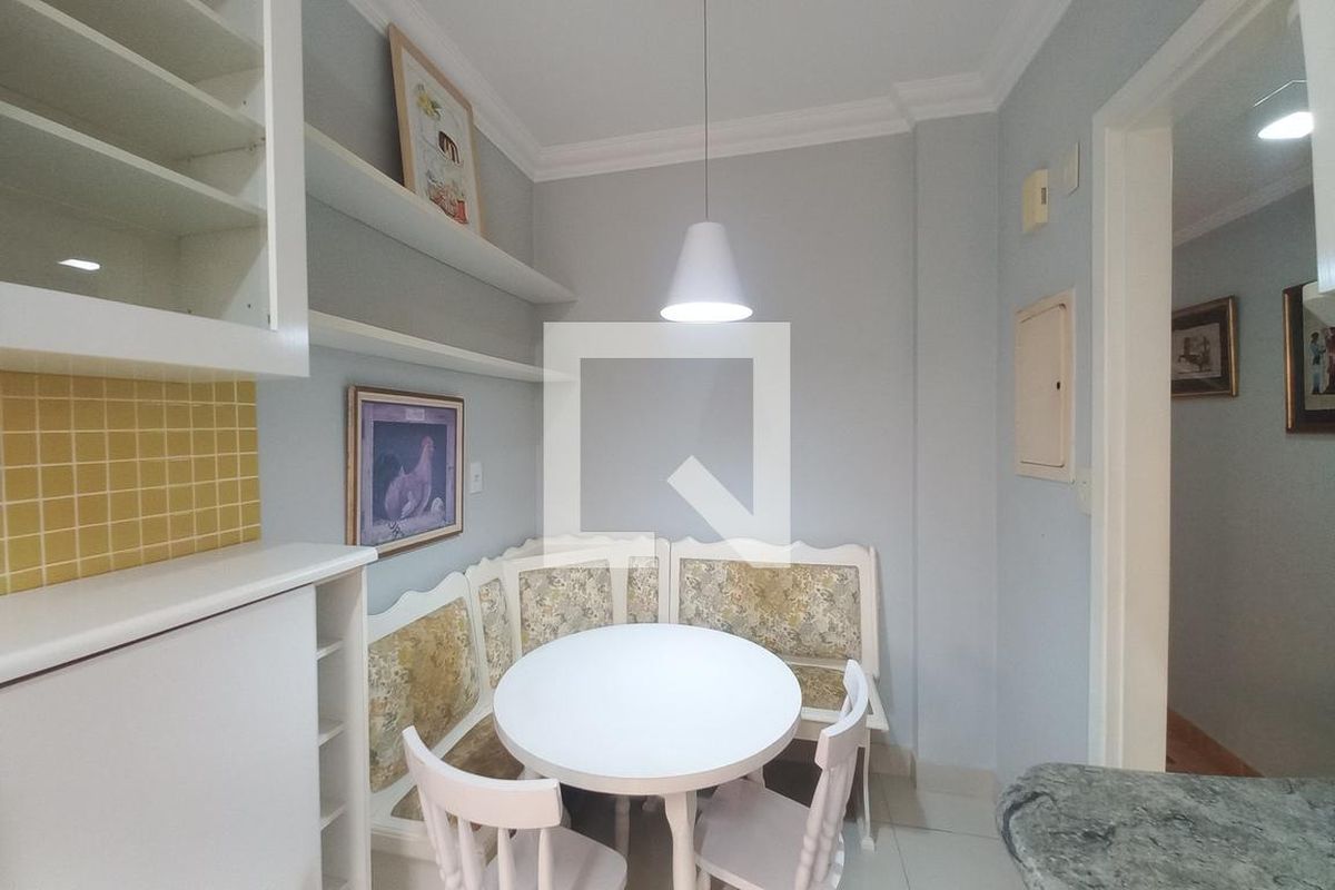 Apartamento à Venda - Cambuí, 3 Quartos,  210 m2 em , Campinas - sp | SoloBR