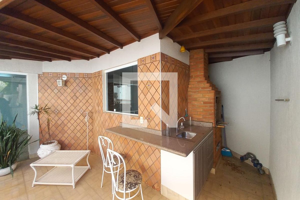 Apartamento à Venda - Cambuí, 3 Quartos,  210 m2 em , Campinas - sp | SoloBR