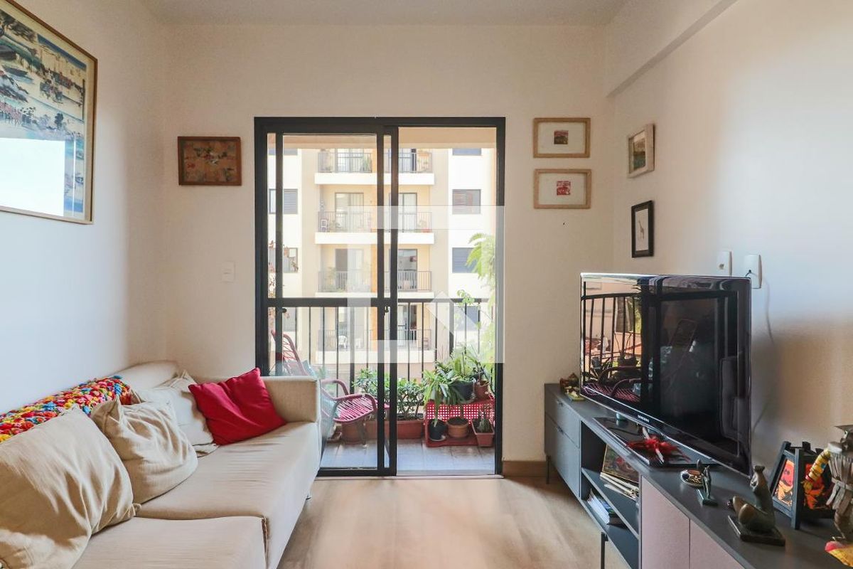 Apartamento, 3 quartos, 70 m² - Foto 2