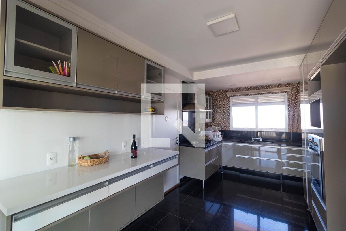 Apartamento à Venda - Parque Prado, 3 Quartos,  166 m2 em , Campinas - sp | SoloBR