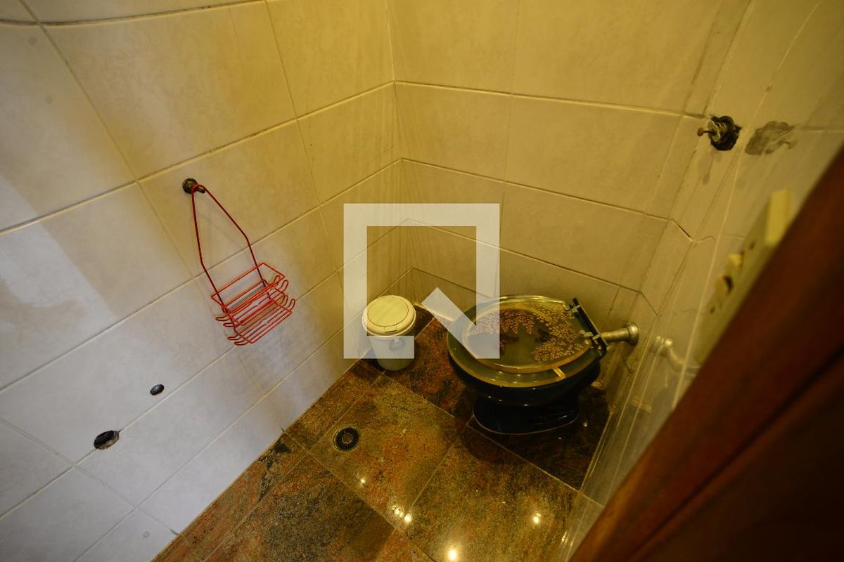 Casa, 3 quartos, 250 m² - Foto 48