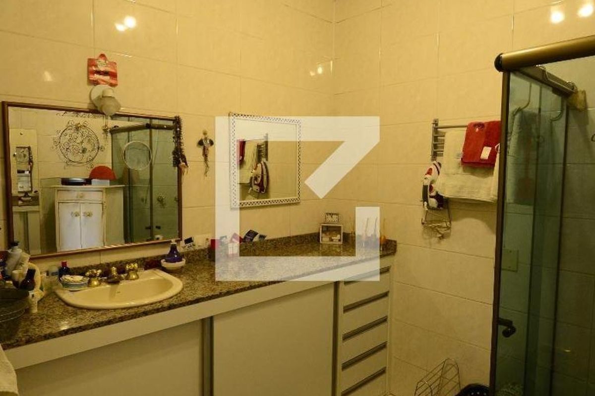 Casa, 3 quartos, 250 m² - Foto 24