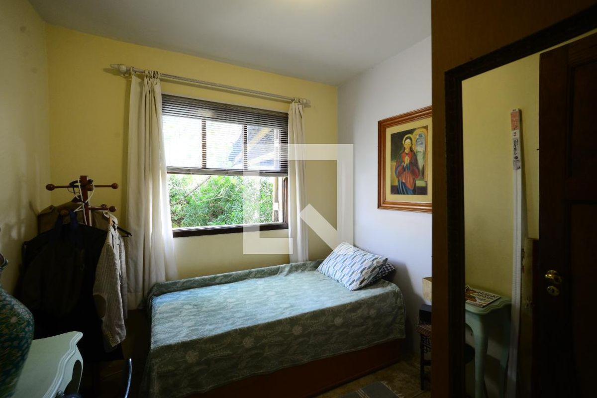 Casa, 3 quartos, 250 m² - Foto 11