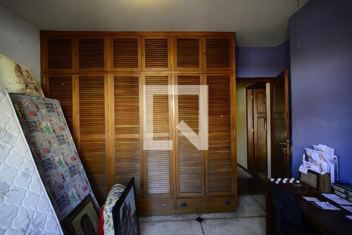 Casa, 3 quartos, 250 m² - Foto 17
