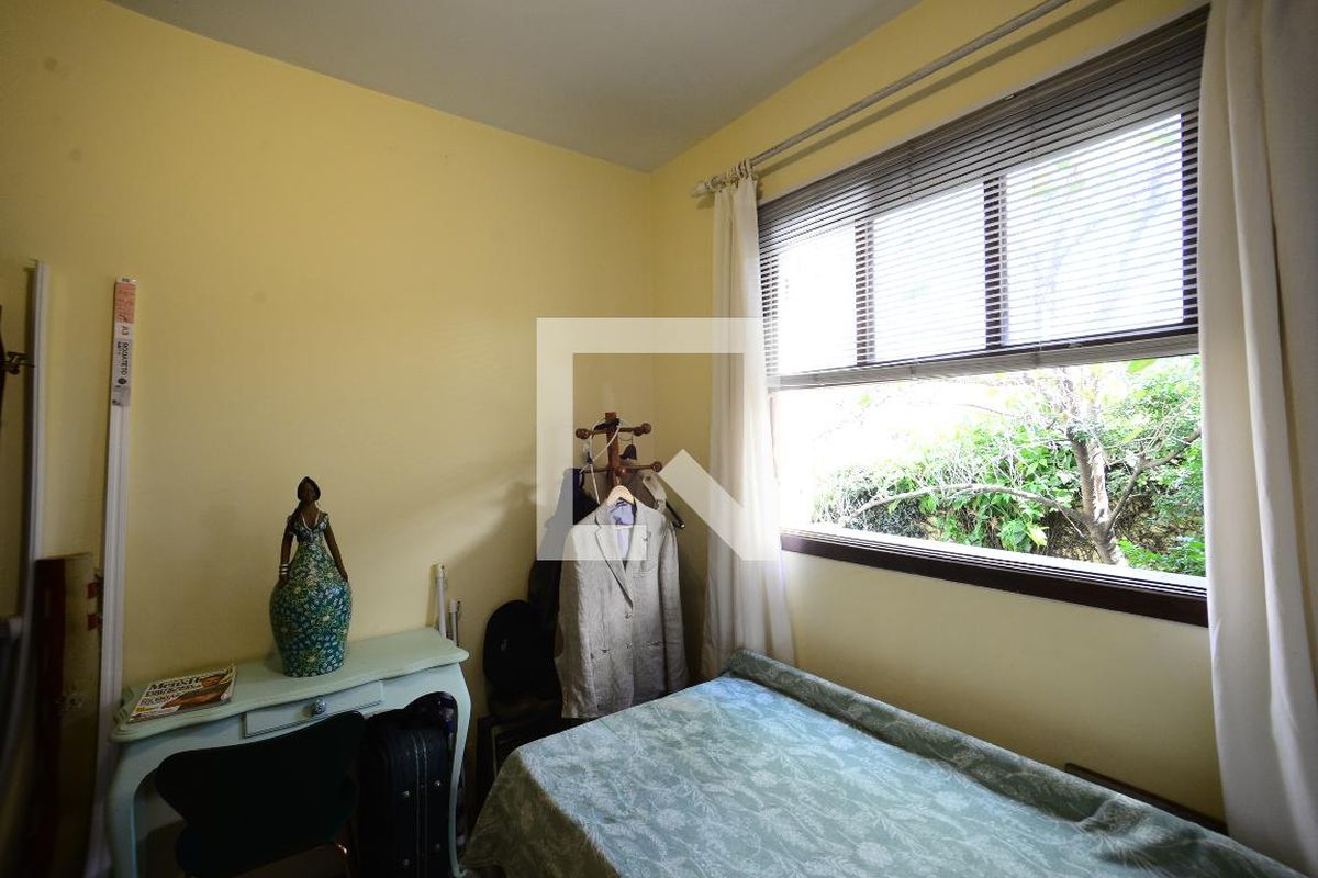 Casa, 3 quartos, 250 m² - Foto 12