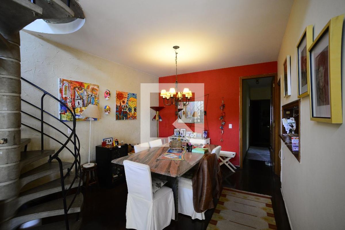 Casa, 3 quartos, 250 m² - Foto 8