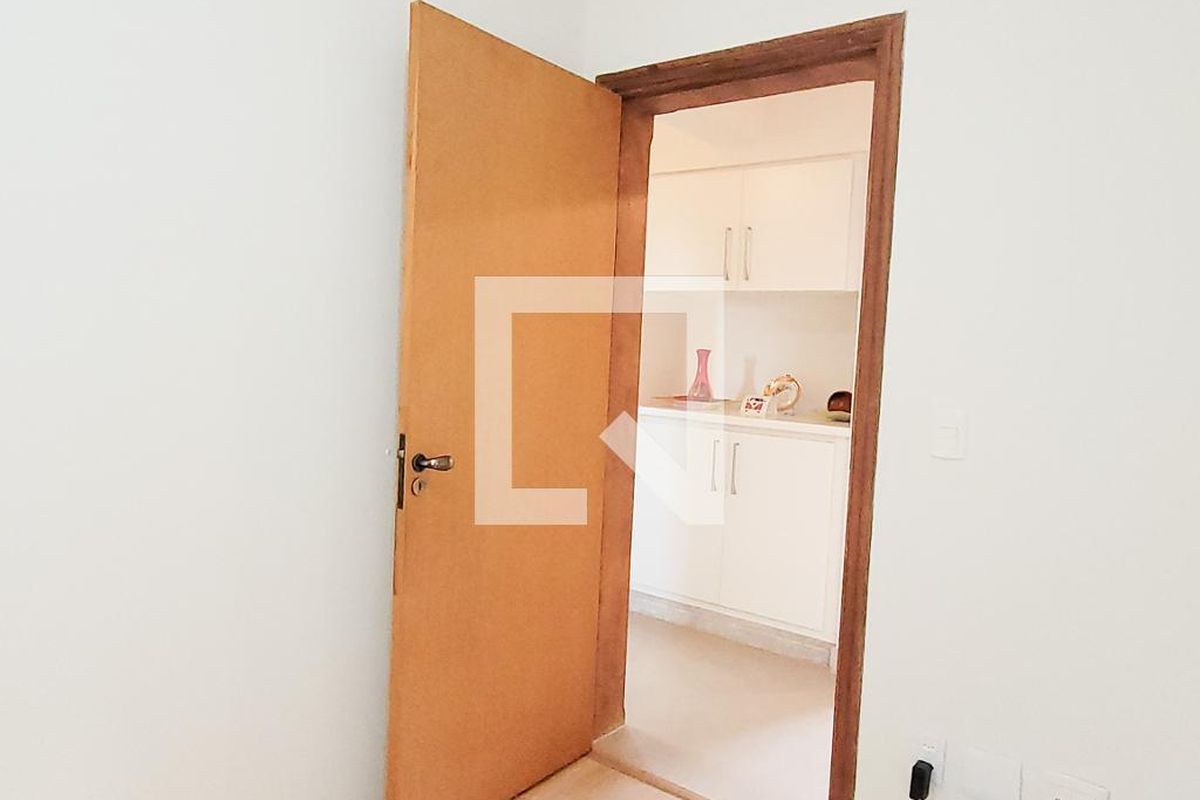 Apartamento à Venda - Mansões Santo Antônio, 4 Quartos,  130 m2 em , Campinas - sp | SoloBR