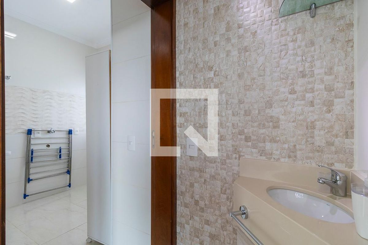 Casa à Venda - Swiss Park, 4 Quartos,  300 m2 em , Campinas - sp | SoloBR
