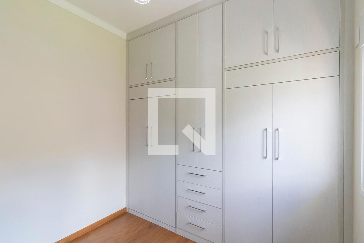 Casa à Venda - Swiss Park, 4 Quartos,  300 m2 em , Campinas - sp | SoloBR