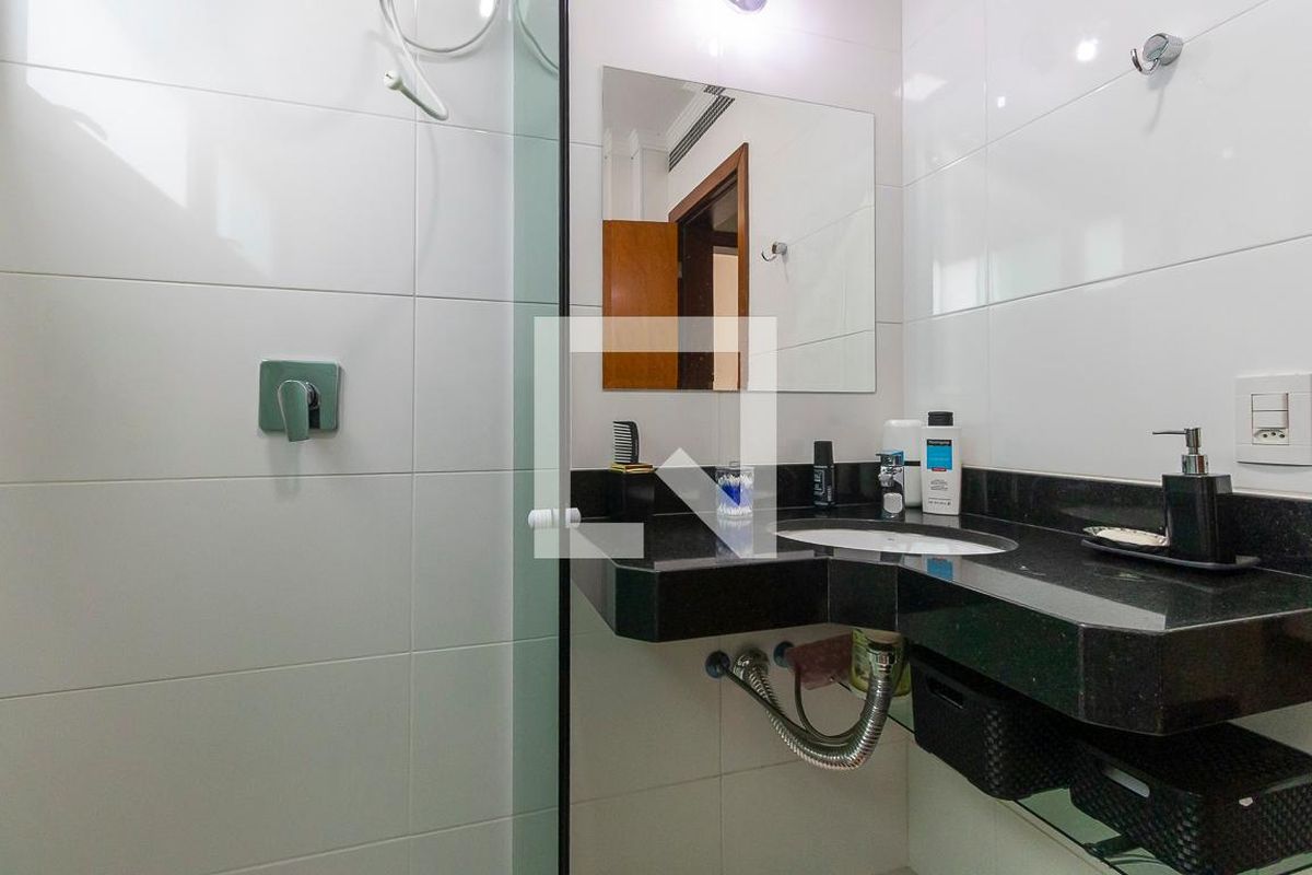 Casa à Venda - Swiss Park, 4 Quartos,  300 m2 em , Campinas - sp | SoloBR