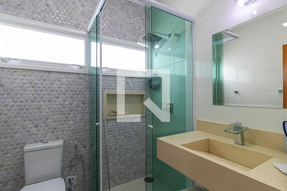 Casa à Venda - Swiss Park, 4 Quartos,  300 m2 em , Campinas - sp | SoloBR