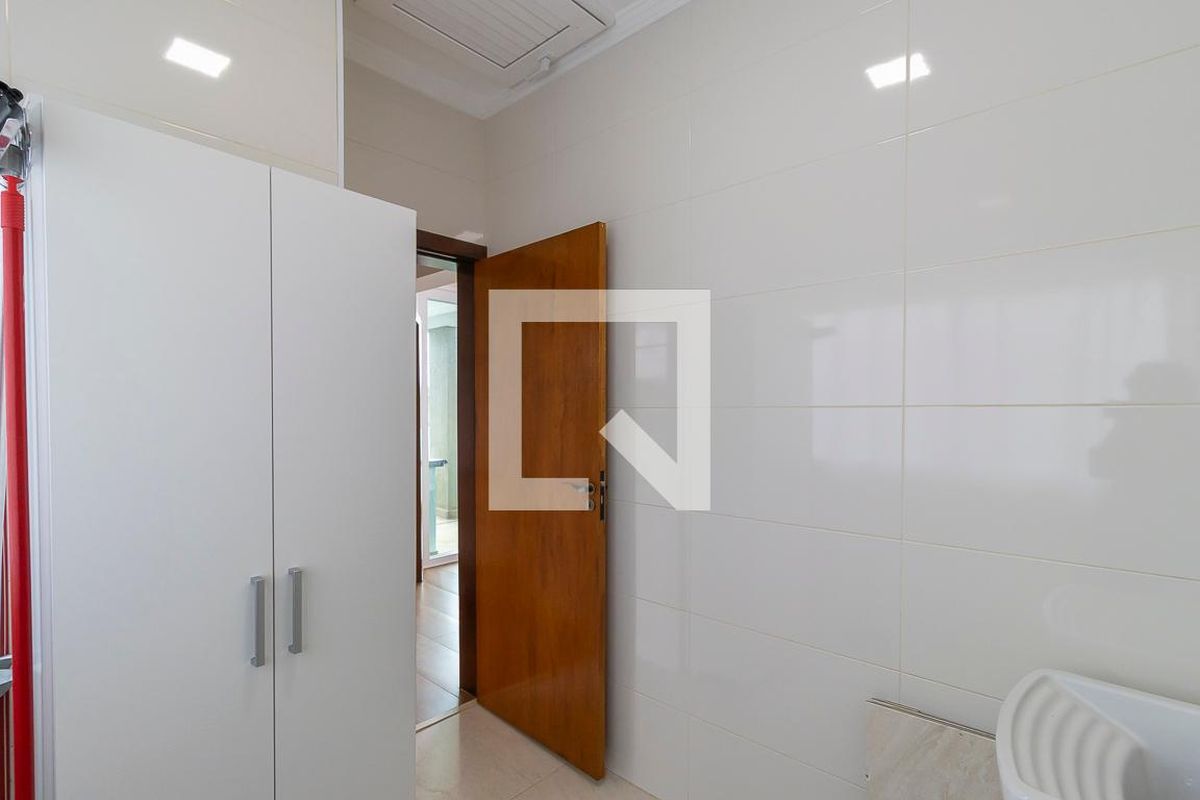 Casa à Venda - Swiss Park, 4 Quartos,  300 m2 em , Campinas - sp | SoloBR