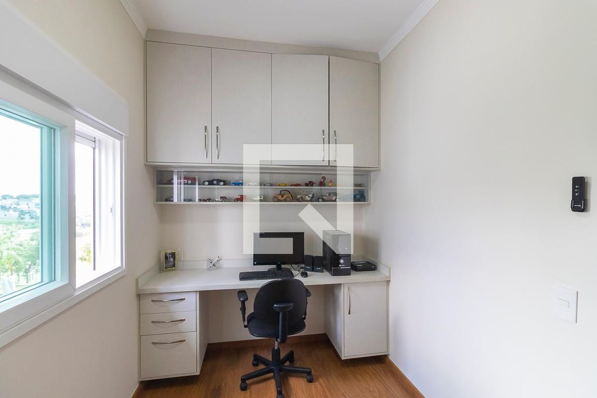 Casa à Venda - Swiss Park, 4 Quartos,  300 m2 em , Campinas - sp | SoloBR